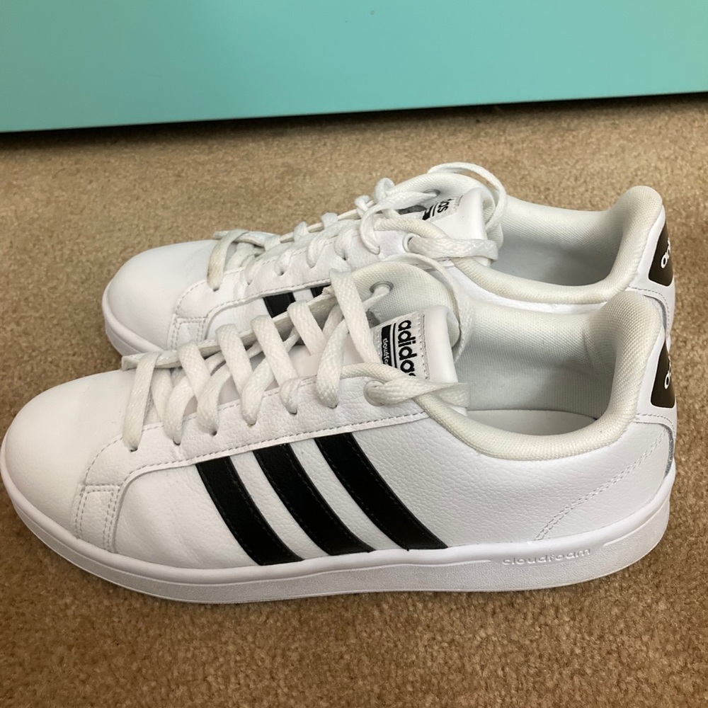 Adidas Neo Cloudfoam shoes